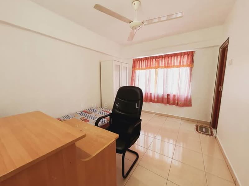 Kondominium untuk Dijual di Pelangi Damansara - Ruby Lim - Bedroom - PropertyGuru.com.my