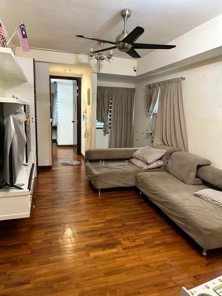 Rumah Teres 3 Tingkat untuk Dijual di Jelutong (Penang) - Bryan Teng - Living Room - PropertyGuru.com.my