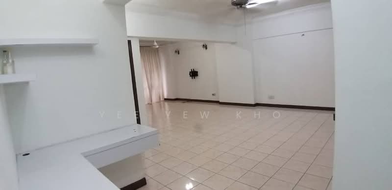Condominium for Rent at Vista Komanwel A - Yee Yew Kho - Living Room - PropertyGuru.com.my