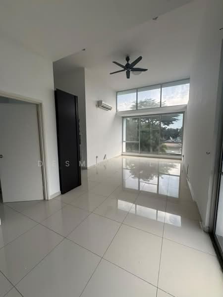 2-storey Terraced House for Sale in Tebrau (Johor) - Desmond Lim - Living Room - PropertyGuru.com.my