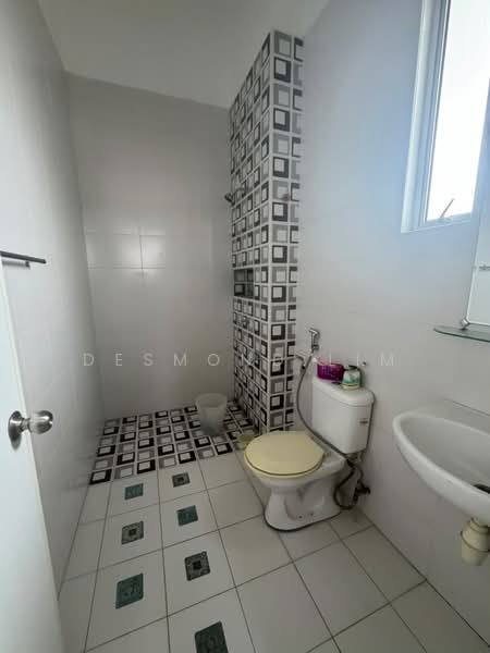 2-storey Terraced House for Sale in Tebrau (Johor) - Desmond Lim - Bathroom - PropertyGuru.com.my