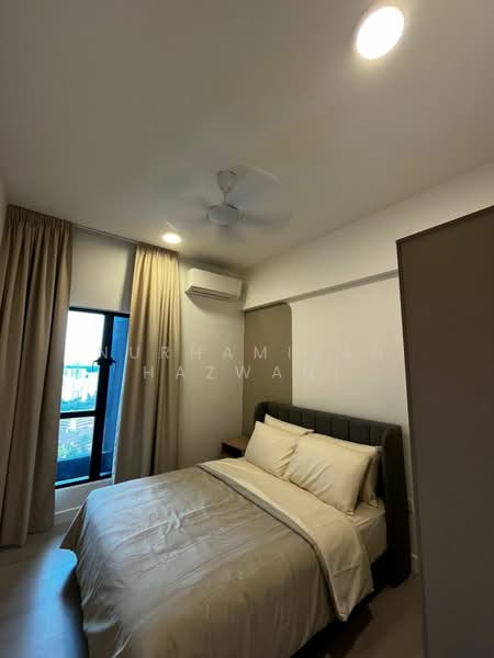 Servis Apartment untuk Disewa di Maya Ara Residences - NURHAMIZAH HAZWANI - Bedroom - PropertyGuru.com.my