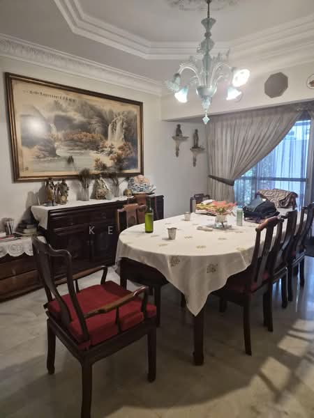 Bungalow for Sale in Taman Tun Dr Ismail (Kuala Lumpur) - KELLEY . - Dining Room - PropertyGuru.com.my