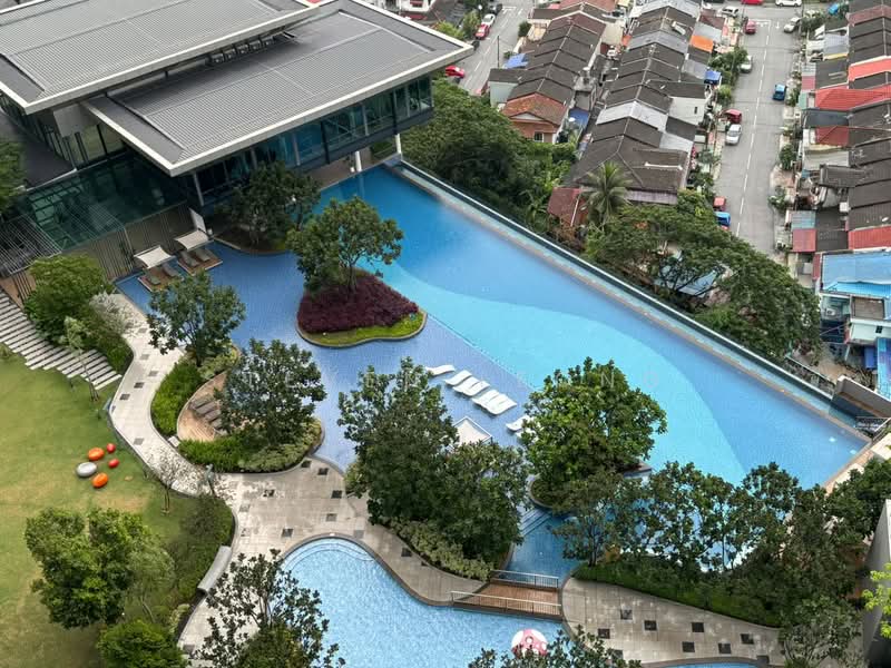 Kondominium untuk Disewa di M Adora - Steven Leong - Pool - PropertyGuru.com.my
