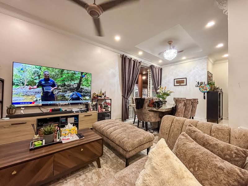 Rumah Teres 2.5-Tingkat untuk Dijual di Mutiara Damansara (Selangor) - Vincent Liaw - Living Room - PropertyGuru.com.my