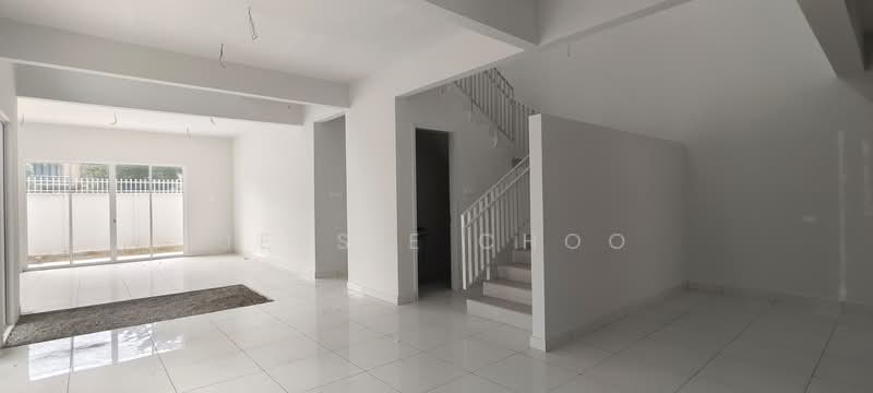 Semi-Detached House for Sale in Bandar Seri Alam (Masai) - Jessie Choo - Living Room - PropertyGuru.com.my