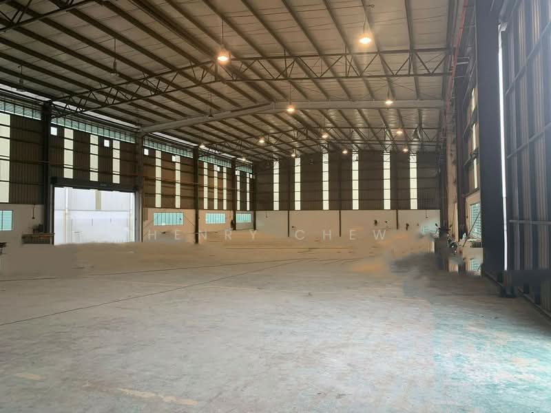 Factory for Rent in Taman Perindustrian Puchong (Puchong) - Henry Chew - Interior - PropertyGuru.com.my