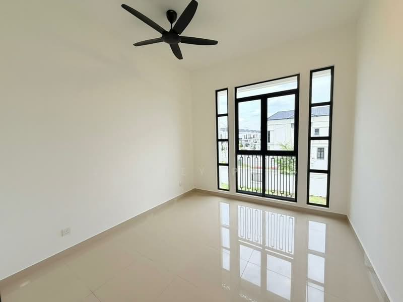 Cluster House for Sale in Setia Tropika (Johor Bahru) - Shirley Pang - View - PropertyGuru.com.my