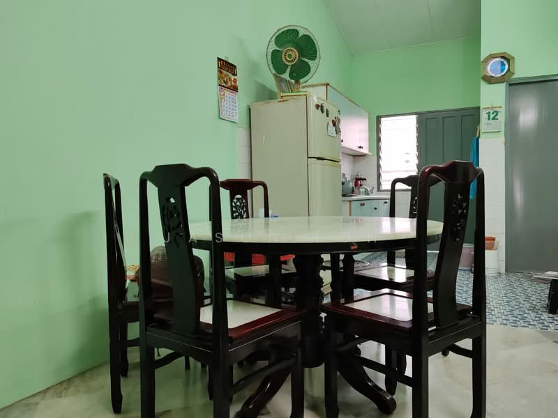 Rumah Teres 1 Tingkat untuk Dijual di Taman Seri Ampang (Ipoh) - Jason Loh - Dining Room - PropertyGuru.com.my