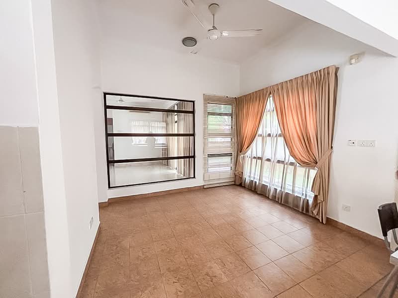 Rumah Banglo untuk Dijual di Petaling Jaya (Selangor) - Vincent Liaw - Living Room - PropertyGuru.com.my