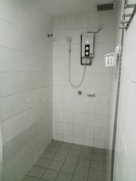 Servis Apartment untuk Disewa di Domain 5 @ NeoCyber - Alex Chong - Bathroom - PropertyGuru.com.my