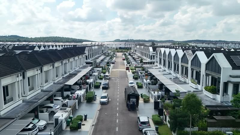 Rumah Teres 2 Tingkat untuk Dijual di Johor Bahru (Johor) - Simpson Poh - Exterior - PropertyGuru.com.my