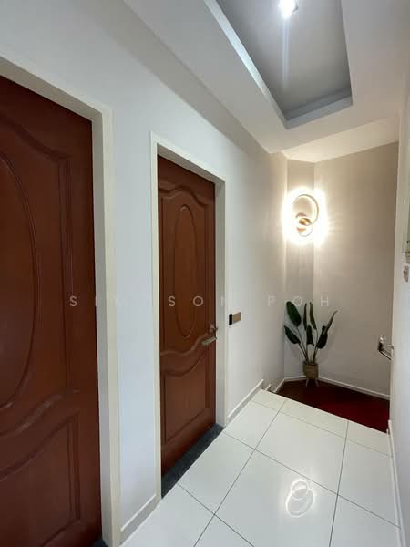 Rumah Teres 2 Tingkat untuk Dijual di Johor Bahru (Johor) - Simpson Poh - Entrance - PropertyGuru.com.my