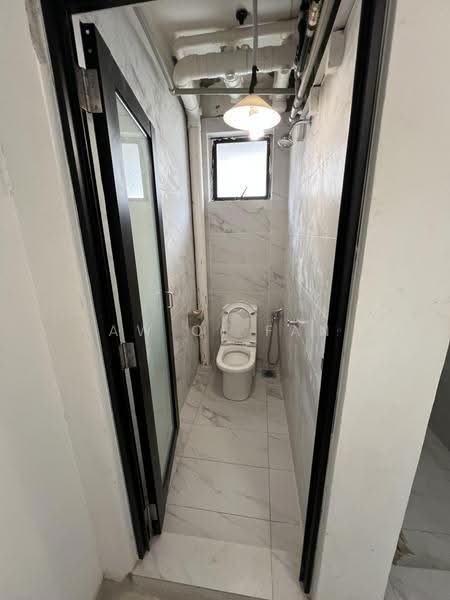Shop / Office untuk Disewa di Taman Sri Rampai (Wangsa Maju) - Aw Qi Fan - Bathroom - PropertyGuru.com.my