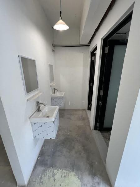 Shop / Office untuk Disewa di Taman Sri Rampai (Wangsa Maju) - Aw Qi Fan - Bathroom - PropertyGuru.com.my