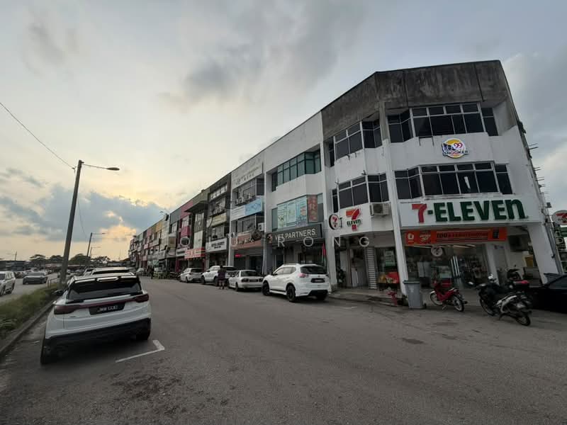 Kedai / Pejabat untuk Disewa di Taman Bukit Pasir (Batu Pahat) - Qiu Rong - Exterior - PropertyGuru.com.my