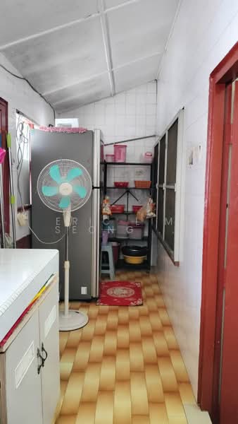 1-storey Terraced House for Sale in Klang (Selangor) - Eric Lim Seong Hooi - Kitchen - PropertyGuru.com.my