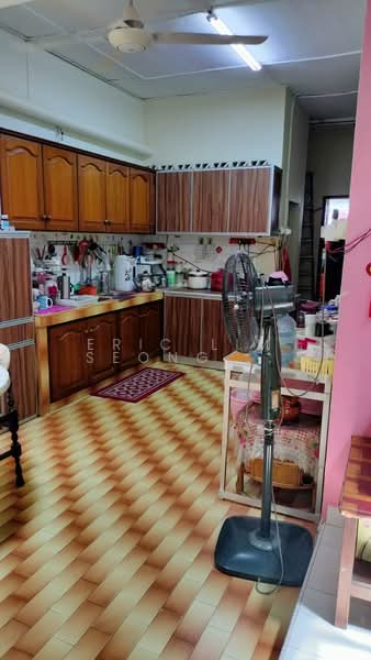 1-storey Terraced House for Sale in Klang (Selangor) - Eric Lim Seong Hooi - Kitchen - PropertyGuru.com.my