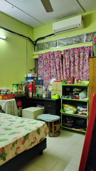 1-storey Terraced House for Sale in Klang (Selangor) - Eric Lim Seong Hooi - Bedroom - PropertyGuru.com.my