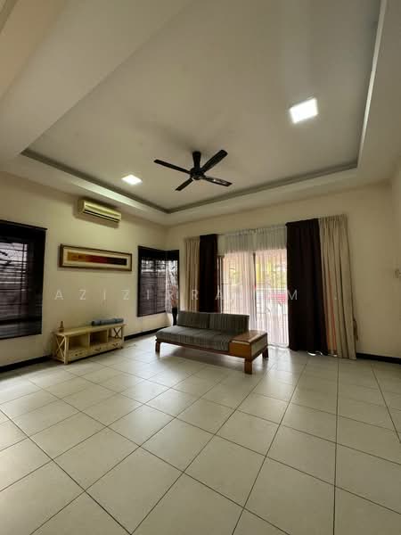Rumah Berkembar untuk Dijual di Bandar Baru Bangi (Selangor) - Azizirrahim . - Living Room - PropertyGuru.com.my