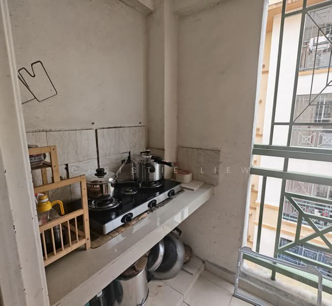 Kondominium untuk Dijual di Pelangi Damansara - Christie Liew - Kitchen - PropertyGuru.com.my