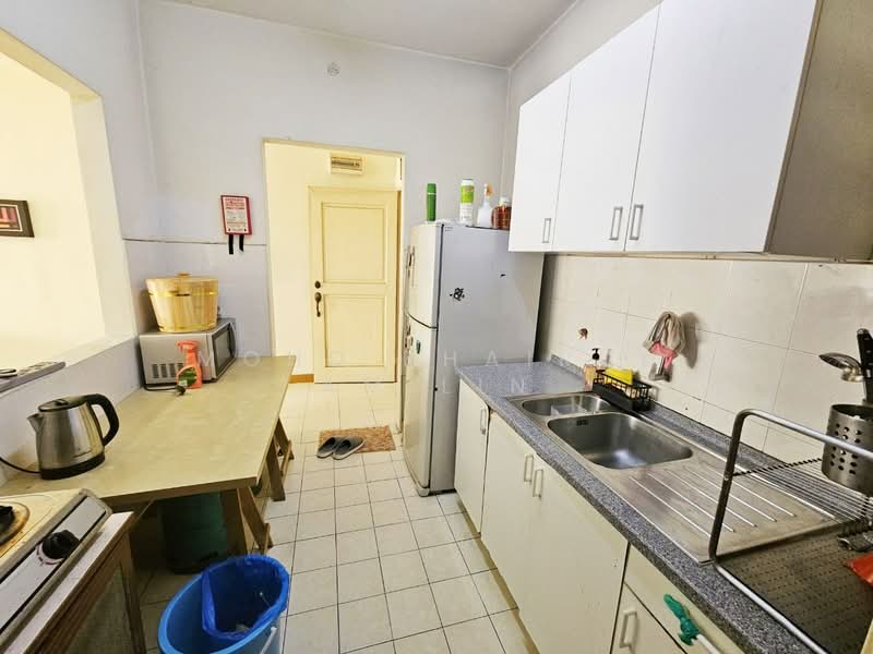 Kondominium untuk Dijual di Cengal Condominium - Mohd Khairul Amilin - Kitchen - PropertyGuru.com.my