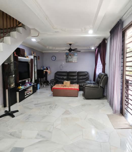 2-storey Terraced House for Sale in Taman Sri Buloh (Sungai Buloh) - Penny Quah - Living Room - PropertyGuru.com.my