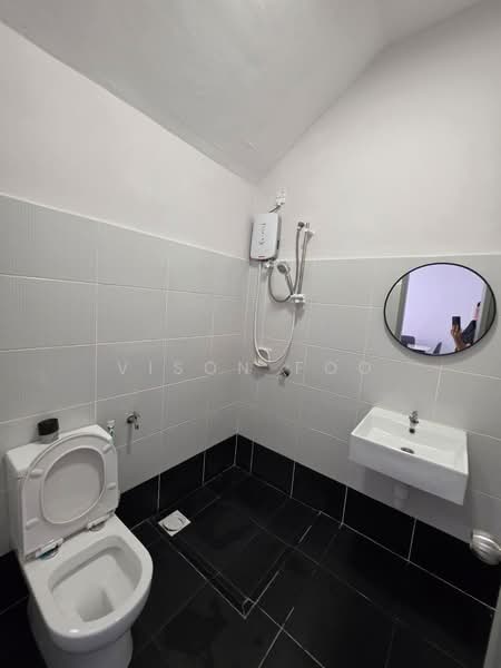 Rumah Teres untuk Disewa di Kota Masai (Pasir Gudang) - Vison Foo - Bathroom - PropertyGuru.com.my