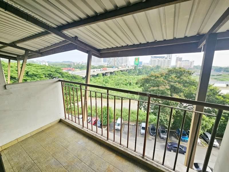 Kondominium untuk Dijual di Puri Aiyu - Mohd Khairul Amilin - Balcony - PropertyGuru.com.my