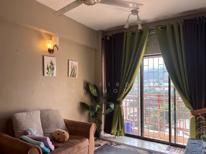 Condominium for Sale at Glen View Villa - Ahmad Firdaus Mahmod - Living Room - PropertyGuru.com.my