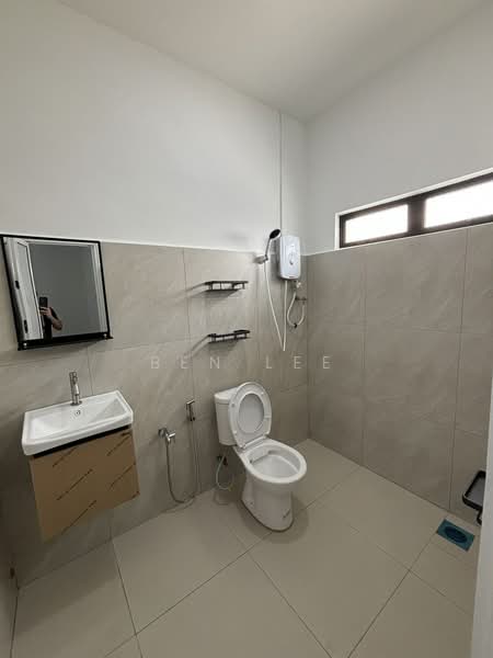 Rumah Teres 2 Tingkat untuk Disewa di Johor Bahru (Johor) - Ben Lee - Bathroom - PropertyGuru.com.my