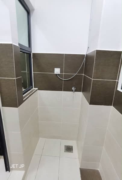 Service Residence for Rent at Maple Residences @ Bandar Bestari Klang - Joanne Pua - Bathroom - PropertyGuru.com.my