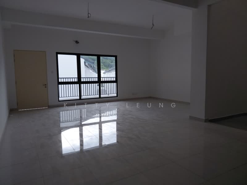 3-storey Terraced House for Sale in Damansara Perdana (Selangor) - Kitty Leung - Living Room - PropertyGuru.com.my