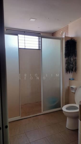 2-storey Terraced House for Sale in Bandar Parklands (Klang) - Eric Lim Seong Hooi - Bathroom - PropertyGuru.com.my