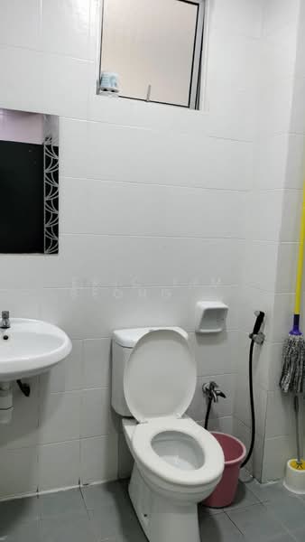 2-storey Terraced House for Sale in Bandar Parklands (Klang) - Eric Lim Seong Hooi - Bathroom - PropertyGuru.com.my