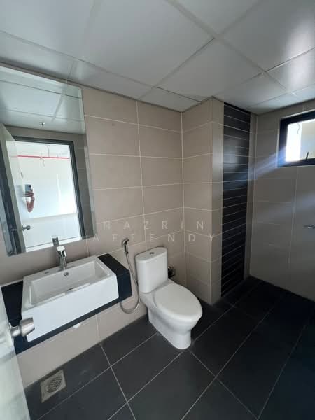 Pejabat untuk Dijual di Shah Alam (Selangor) - Nazrin Affendy - Bathroom - PropertyGuru.com.my