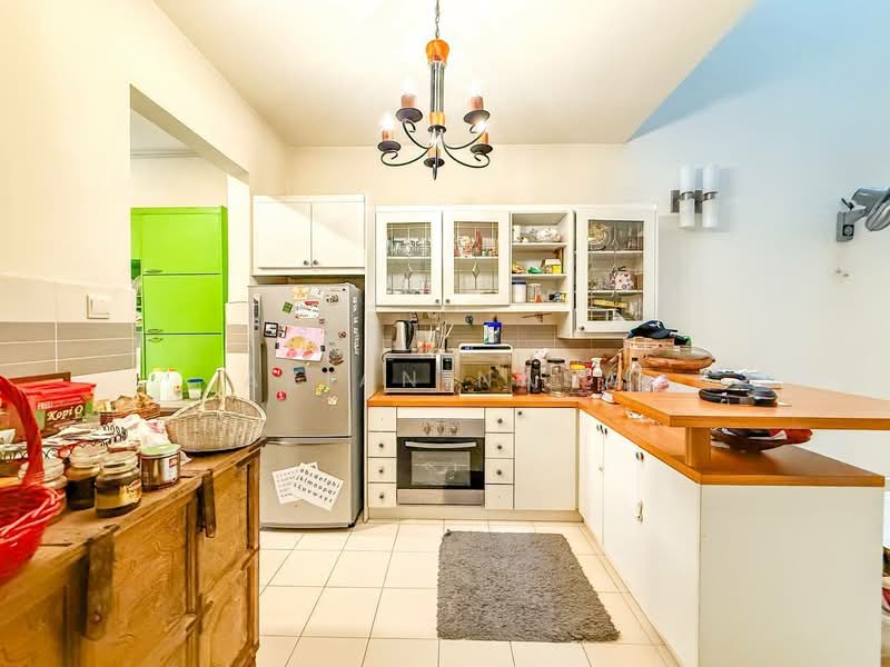 2-storey Terraced House for Sale in Shah Alam (Selangor) - Azian Nasa - Kitchen - PropertyGuru.com.my