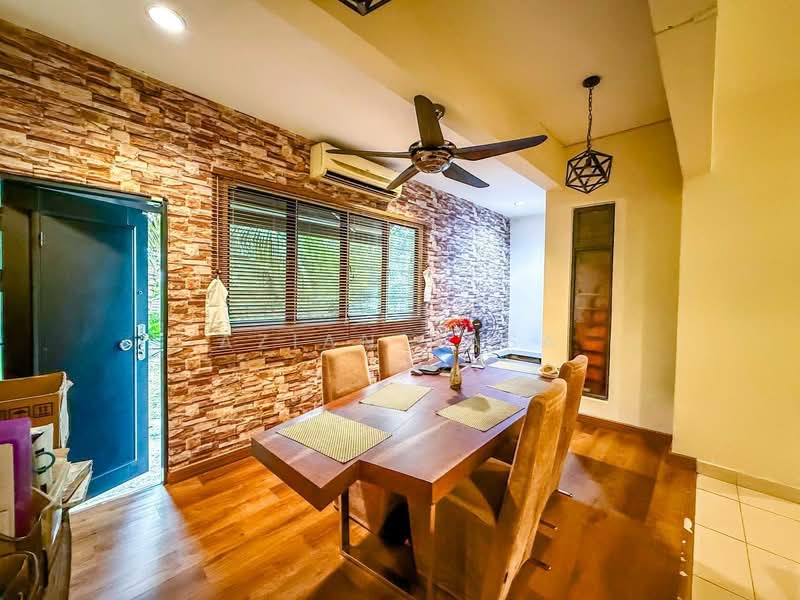 2-storey Terraced House for Sale in Shah Alam (Selangor) - Azian Nasa - Dining Room - PropertyGuru.com.my