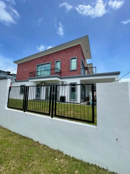 2-storey Terraced House for Sale in Bandar Indahpura (Kulai) - Chen Shieh Yu - Exterior - PropertyGuru.com.my