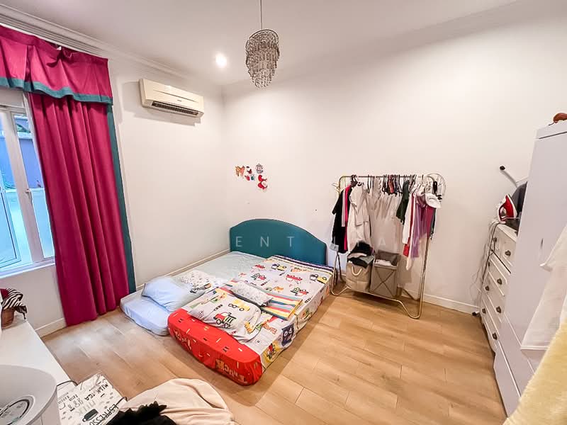 Bungalow for Sale in Mutiara Damansara (Selangor) - Vincent Liaw - Bedroom - PropertyGuru.com.my