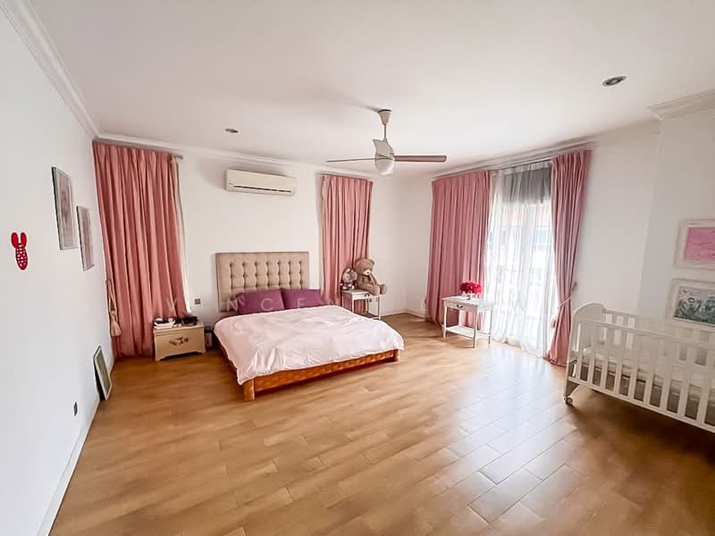 Bungalow for Sale in Mutiara Damansara (Selangor) - Vincent Liaw - Bedroom - PropertyGuru.com.my