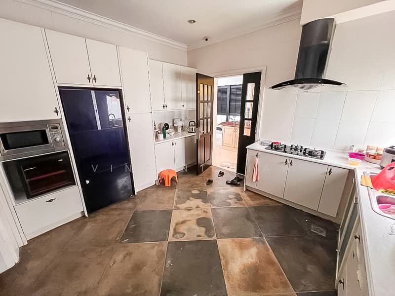Bungalow for Sale in Mutiara Damansara (Selangor) - Vincent Liaw - Kitchen - PropertyGuru.com.my