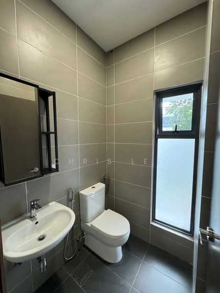 Semi-Detached House for Rent in Eco Sanctuary (Telok Panglima Garang) - Chris Lee - Bathroom - PropertyGuru.com.my