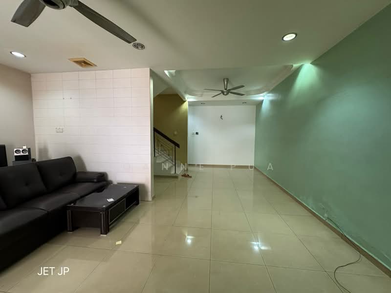 Rumah Teres 2 Tingkat untuk Disewa di Bandar Bukit Tinggi 2 (Klang) - Joanne Pua - Living Room - PropertyGuru.com.my