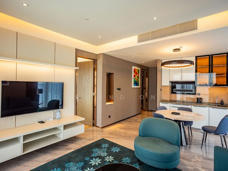 Kediaman Servis untuk Dijual di Imperial Lexis - Desmond Ong - Living Room - PropertyGuru.com.my