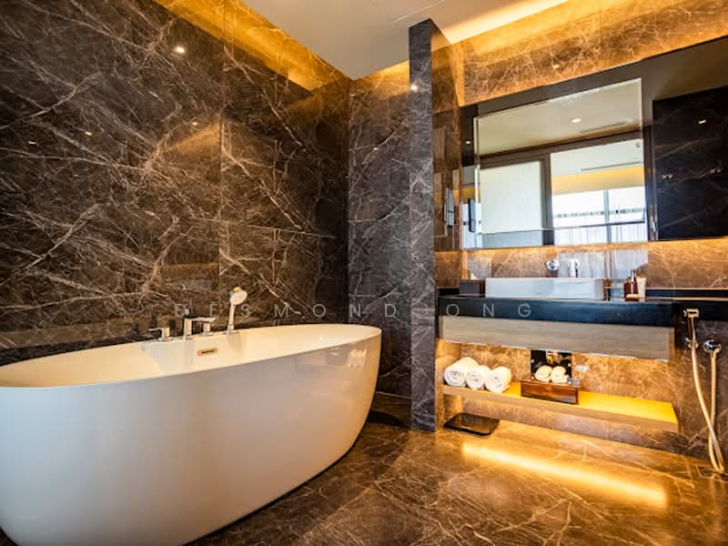 Kediaman Servis untuk Dijual di Imperial Lexis - Desmond Ong - Bathroom - PropertyGuru.com.my