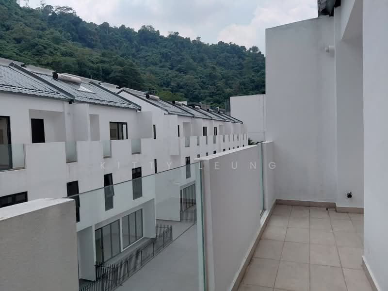 4-storey Terraced House for Sale in Damansara Perdana (Selangor) - Kitty Leung - Exterior - PropertyGuru.com.my