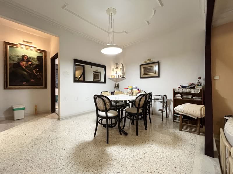 Rumah Teres 2 Tingkat untuk Dijual di Taman Perling (Perling) - Austin Moh - Dining Room - PropertyGuru.com.my