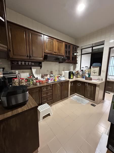 Rumah Teres 2 Tingkat untuk Dijual di Taman Perling (Perling) - Austin Moh - Kitchen - PropertyGuru.com.my