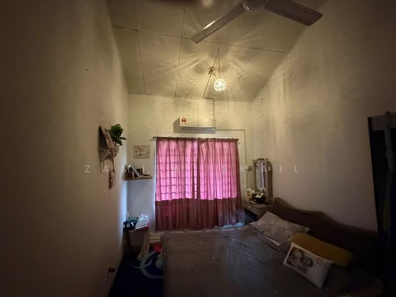 1-storey Terraced House for Sale in Bandar Tasik Puteri (Rawang) - Zamila Ismail - PropertyGuru.com.my